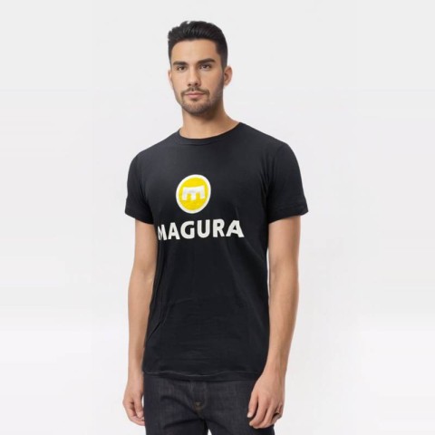 Camiseta Magura preta